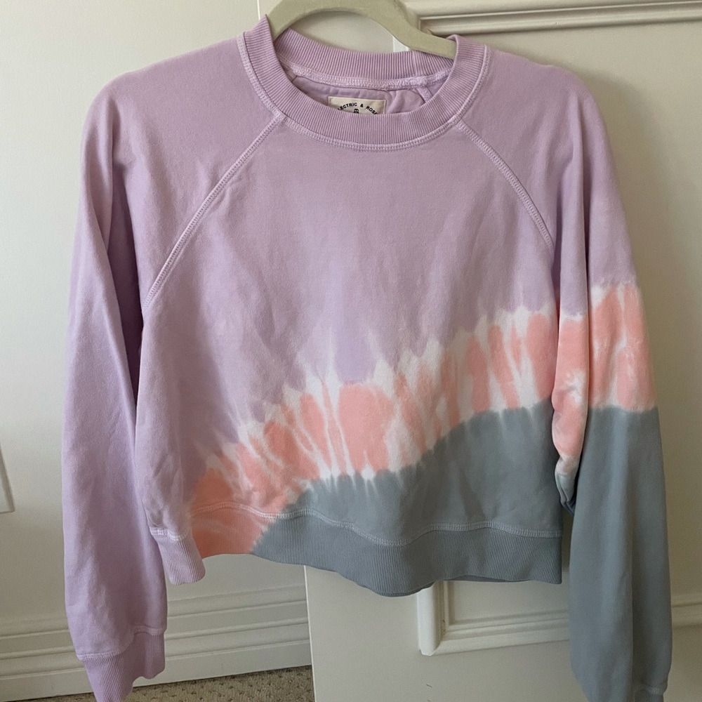Electric rose sweatshirt! Size xs